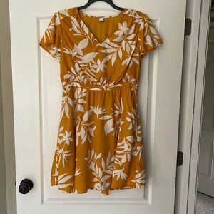Old Navy Women’s (size L) tropical floral dress